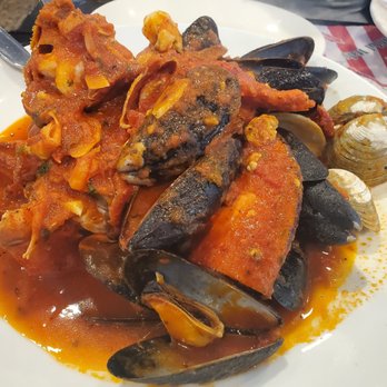 Randazzo's Clam Bar - Lobster Fra Diavolo - Seafood Near Me - Brooklyn, New York Randazzo's Clam Bar - Lobster Fra Diavolo - Seafood Near Me - Brooklyn, New York