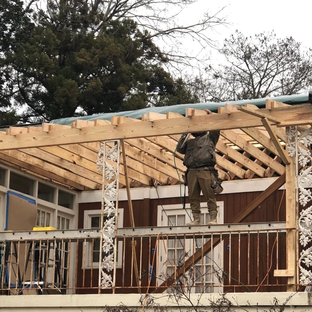 Slide of HD Restoration & Construction