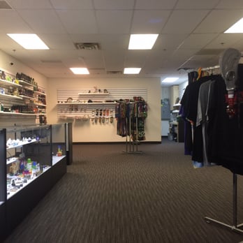 Glass N More - Interior - Vape Shops Near Me - Norwalk, Ohio