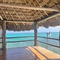 Lauren Johnston - Retreat classroom-Belize 2022