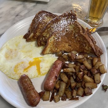 Crust Kitchen - Eggs and French Toast with sausage - Pizza Near Me - San Diego, California Crust Kitchen - Eggs and French Toast with sausage - Pizza Near Me - San Diego, California