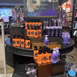 Bath & Body Works