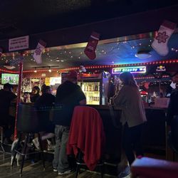 Sandi's Red Barn - Bar