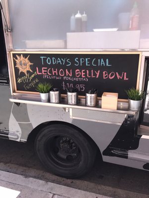 Spoon & Pork by null