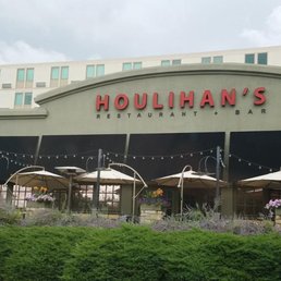 Exterior photo of Houlihan's - Manhattan, Kansas Exterior photo of Houlihan's - Manhattan, Kansas