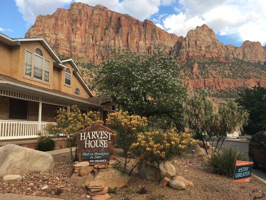 Harvest House Bed & Breakfast by null