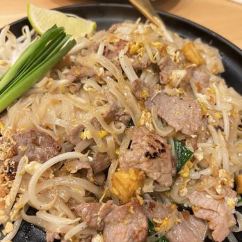 Manaao - Pad Thai - Thai Near Me - Tustin, California Manaao - Pad Thai - Thai Near Me - Tustin, California