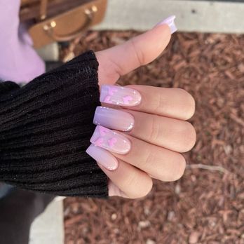 Oasis Nails - ombre acrylic set with nail art - Nail Salons Near Me - Livermore, California Oasis Nails - ombre acrylic set with nail art - Nail Salons Near Me - Livermore, California