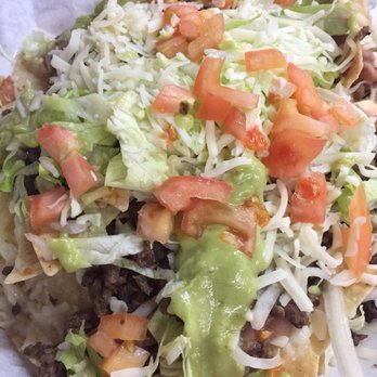 El Taco Llama - Nachos con Carne - Mexican Near Me - Newhall, California