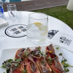 El Jardí de Can Marc - Anchovies on tomato bread. So good!