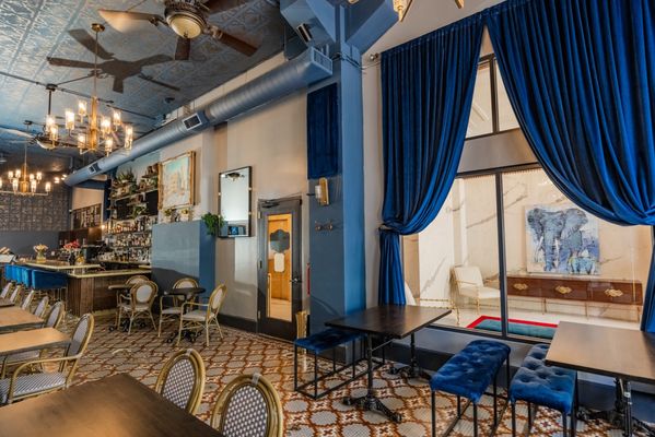 The Metropolitan On Main by null