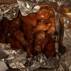 Papa Johns Pizza - 16 pc BUFFALO CHICKEN WINGS!!!!