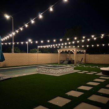 Christmas Light Guy - Holiday Decorating Services Near Me Christmas Light Guy - Holiday Decorating Services Near Me