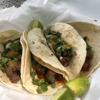 Taqueria La Estrellita - 2 Carne Asada (Beef) tacos and 2 Al Pastor tacos (Pork) - Mexican Near Me - Rutledge, Tennessee