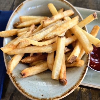 Noe Restaurant and Bar - French Fries - Bars Near Me - Los Angeles, California Noe Restaurant and Bar - French Fries - Bars Near Me - Los Angeles, California