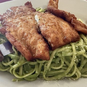 Charlie's Grill - Tallarines Verdes with chicken milanesa - Peruvian Near Me - North Hollywood, California
