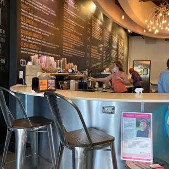 Raw Jūce - PGA - Trying the Blueberry Bae Bowl~ - Juice Bars & Smoothies Near Me - Palm Beach Gardens, Florida