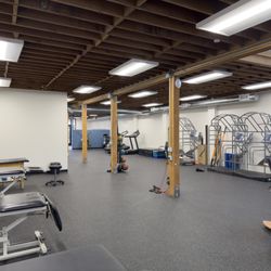 Rehab United Physical Therapy - Escondido - The physical therapy treatment floor at Rehab United Escondido