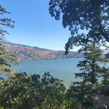 Columbia Gorge Hotel - Columbia Gorge Hotel & Spa Cliff Overlook - Hotels Near Me - Hood River, Oregon Columbia Gorge Hotel - Columbia Gorge Hotel & Spa Cliff Overlook - Hotels Near Me - Hood River, Oregon