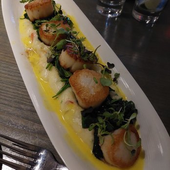Circe Restaurant & Bar - Special of Feb. 2022, large seared scallops with sautéed spinach, butter sauce and mashed potatoes, super tasty, 8/10 - New American Near Me - Providence, Rhode Island Circe Restaurant & Bar - Special of Feb. 2022, large seared scallops with sautéed spinach, butter sauce and mashed potatoes, super tasty, 8/10 - New American Near Me - Providence, Rhode Island
