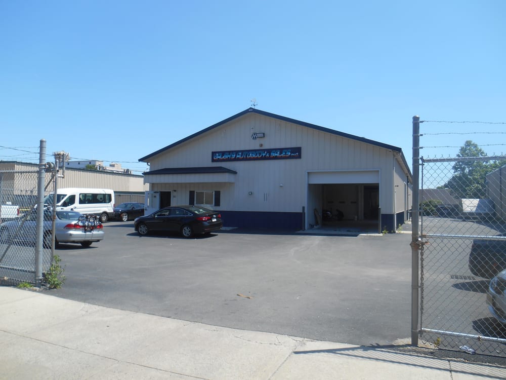WALSH’S AUTO BODY & SALES Updated September 2024 60 Narragansett