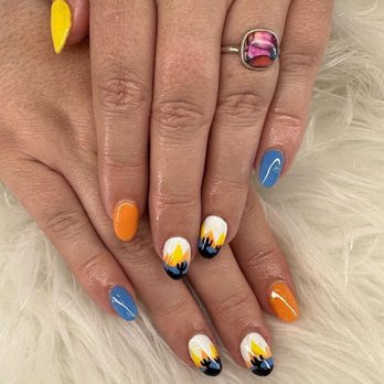 Annie's Nails - Nail art - Nail Salons Near Me - Vancouver, Washington