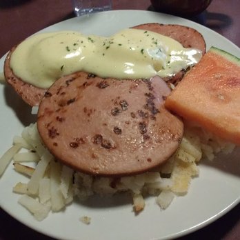 Barb & Ernie's Restaurant - Eggs benedict - German Near Me - Edmonton, Alberta Barb & Ernie's Restaurant - Eggs benedict - German Near Me - Edmonton, Alberta