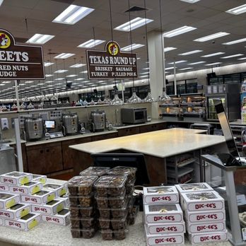 Buc-ee’s - Sweets counter - Gas Stations Near Me - Texas City, Texas Buc-ee’s - Sweets counter - Gas Stations Near Me - Texas City, Texas