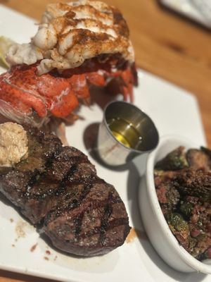Chesapeake's Seafood and Raw Bar by null