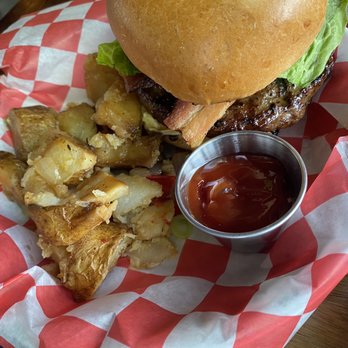 Queens Bully - Bully Breakfast Burger - Gastropubs Near Me - Forest Hills, New York Queens Bully - Bully Breakfast Burger - Gastropubs Near Me - Forest Hills, New York