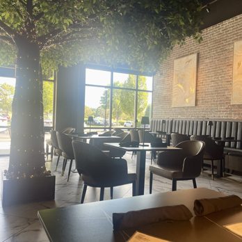 Moringa Kitchen - Inside - Cocktail Bars Near Me - Suwanee, Georgia