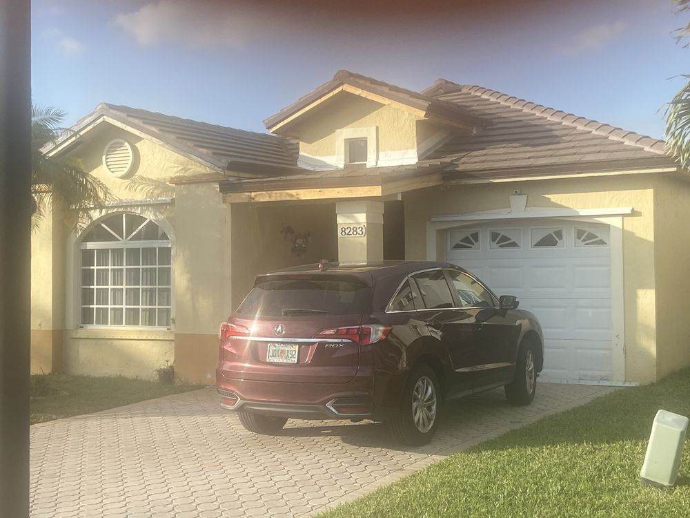 Slide of Florida Roof -Tech