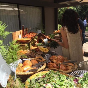 The Painted Table - they even provided us with some great gluten-free buns ! - Caterers Near Me - Fresno, California The Painted Table - they even provided us with some great gluten-free buns ! - Caterers Near Me - Fresno, California