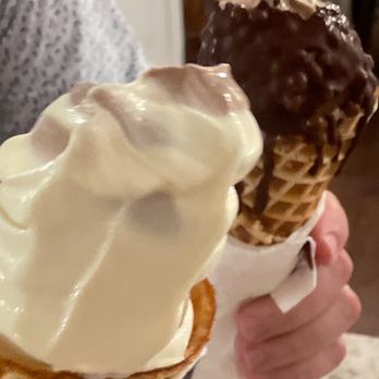 Big Softie - $19 for 2 cones - one petit hard shell and 1 topping and one regular no toppings - Ice Cream & Frozen Yogurt Near Me - Atlanta, Georgia