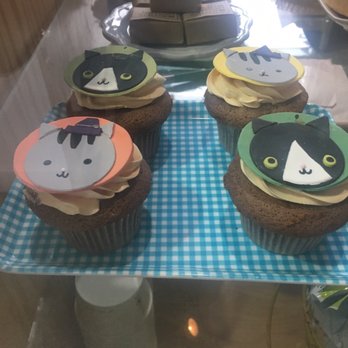 Catfe - Cupcakes - Cafes Near Me - Vancouver, British Columbia Catfe - Cupcakes - Cafes Near Me - Vancouver, British Columbia