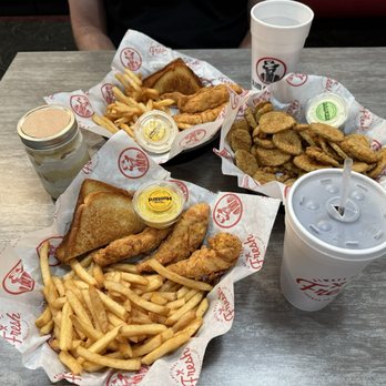 Slim Chickens - Chicken Wings Near Me - Henderson, Nevada