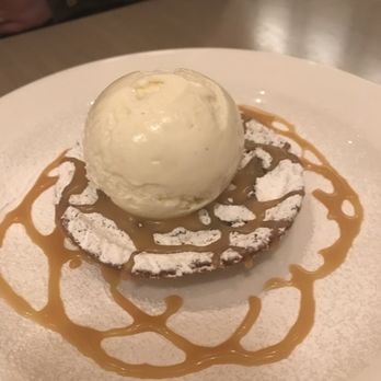 Flores and Pine - Dessert tart - Venues & Event Spaces Near Me - Calgary, Alberta Flores and Pine - Dessert tart - Venues & Event Spaces Near Me - Calgary, Alberta