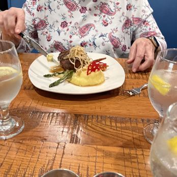 Rosie’s Ocean Gate - My wife and her steak - Seafood Near Me - Ocean Gate, New Jersey