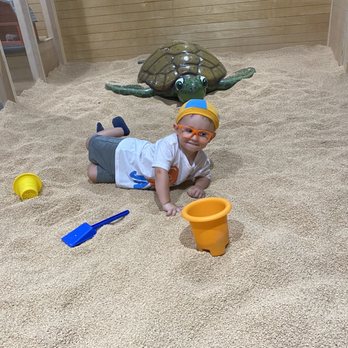Great Explorations Children's Museum - Sand pit made of rubber pieces - Children's Museums Near Me - Saint Petersburg, Florida Great Explorations Children's Museum - Sand pit made of rubber pieces - Children's Museums Near Me - Saint Petersburg, Florida