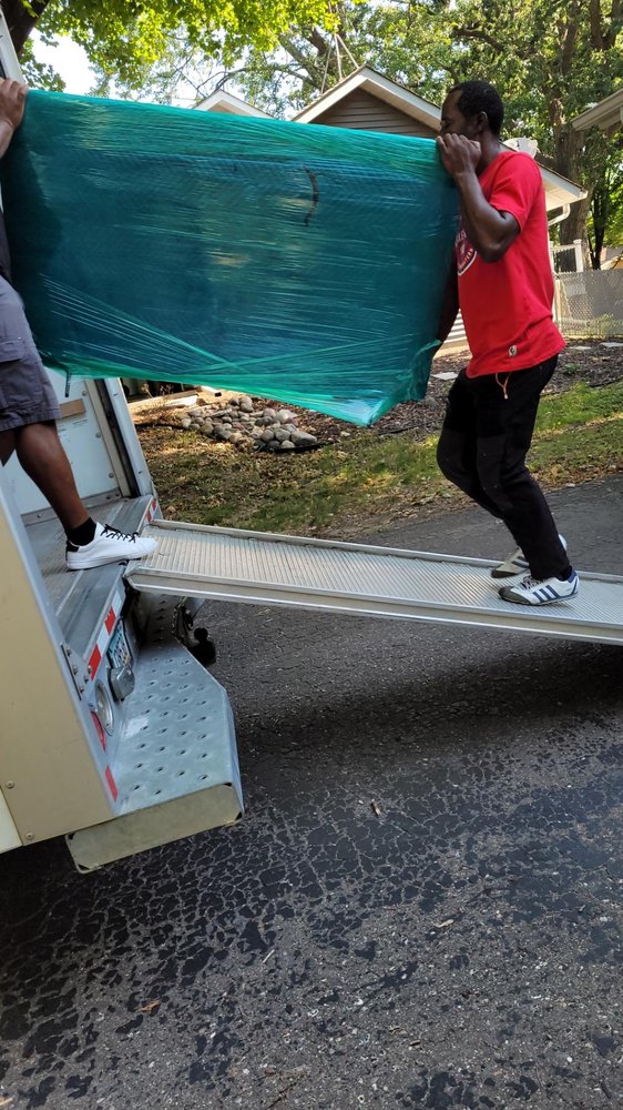 FRANDON MOVERS Updated April 2024 Saint Paul, Minnesota Movers Phone Number Yelp