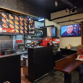 Japadog - Order up front - Japanese Near Me - Vancouver, British Columbia