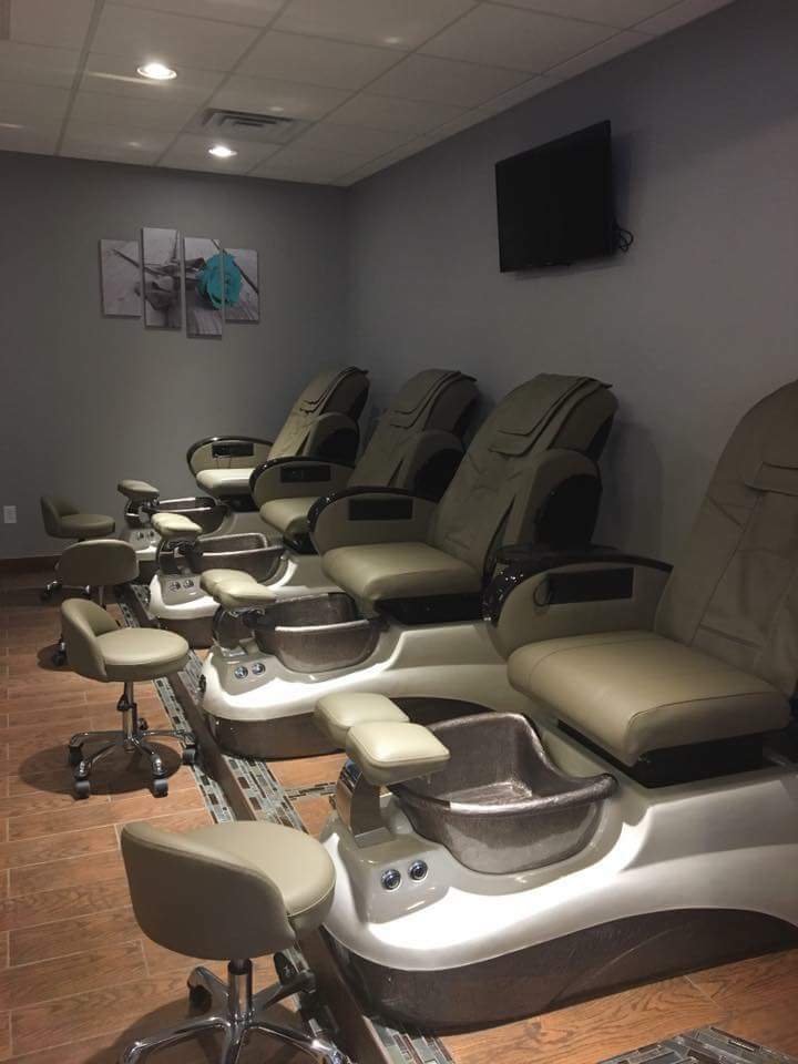 HANG NAILS SALON Updated October 2024 500 E Figzel Ct, Tea, South