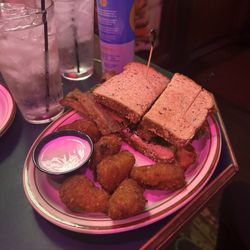 The Pub - Blt and poppers