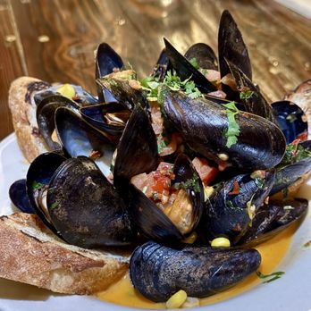 Ltauha Restaurant - Mussels w/ Sambal Cream Sauce (special) - New American Near Me - Ridgewood, New York Ltauha Restaurant - Mussels w/ Sambal Cream Sauce (special) - New American Near Me - Ridgewood, New York