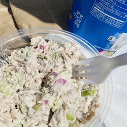 Captain Andy's Market - Tuna salad