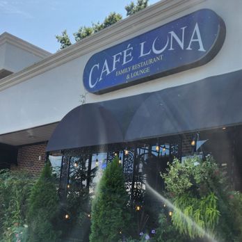 Cafe Luna - Italian Near Me - Cromwell, Connecticut
