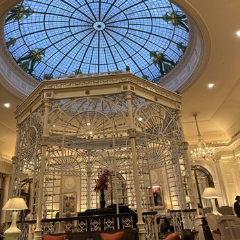 Savoy Hotel - Breakfast in our case, just besutiful! - Hotels Near Me - London, XGL