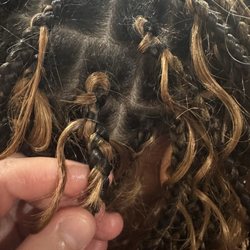 Yasmin’s Beauty Salon - Horrible work