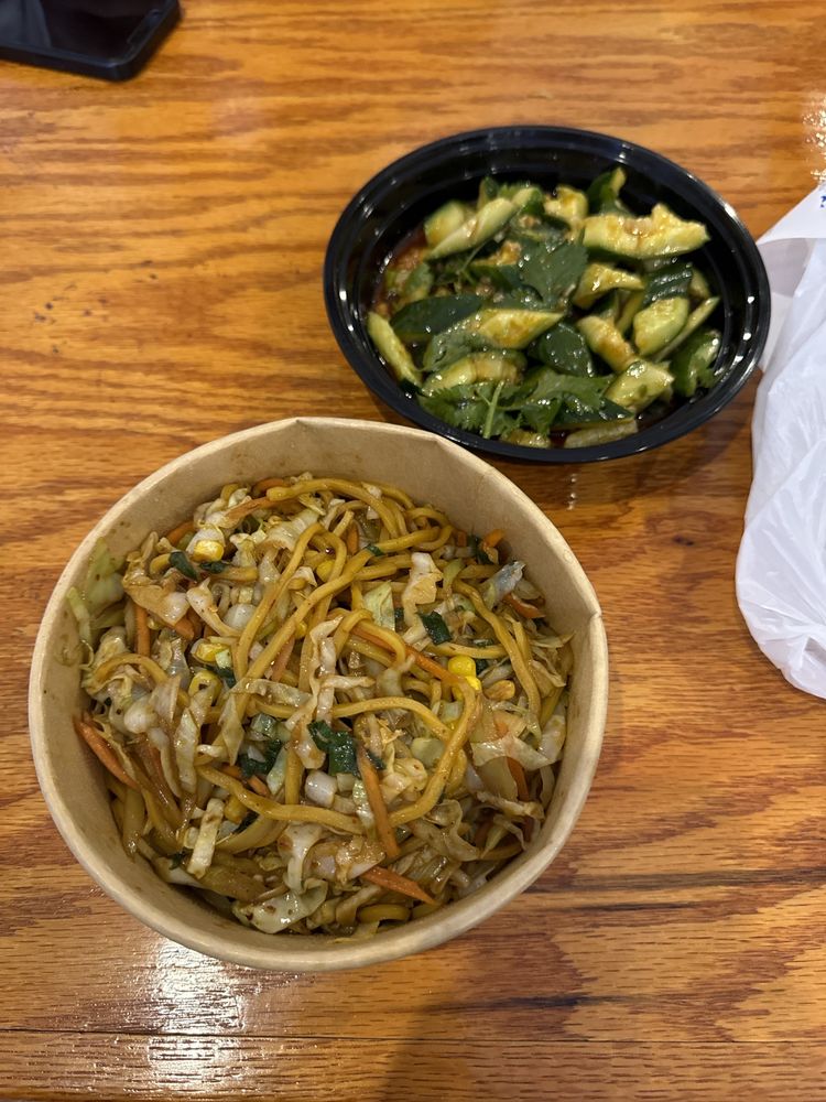 Food from Tiger VR Cafe