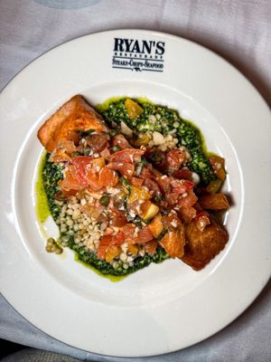 Ryan's Restaurant by null